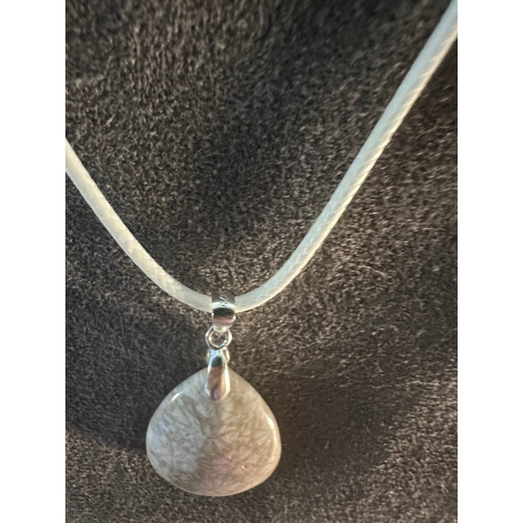 White Coral Agate Teardrop Pendant Necklace - Picture 10 of 10